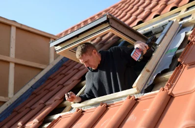 Pose de fenêtres de toit Velux à Estipouy